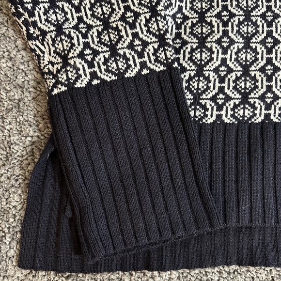 Free Assembly Fair Isle Sweater Size L NWT Cozy Knit - Picture 6 of 11